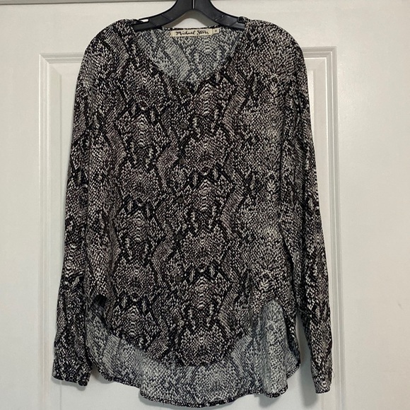 Snake Print Button Down Top - Picture 1 of 4
